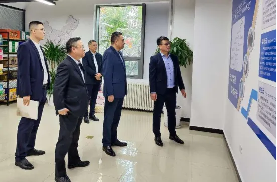中外友好国际交流中心柯志华主席一行莅临行旅科技调研指导
