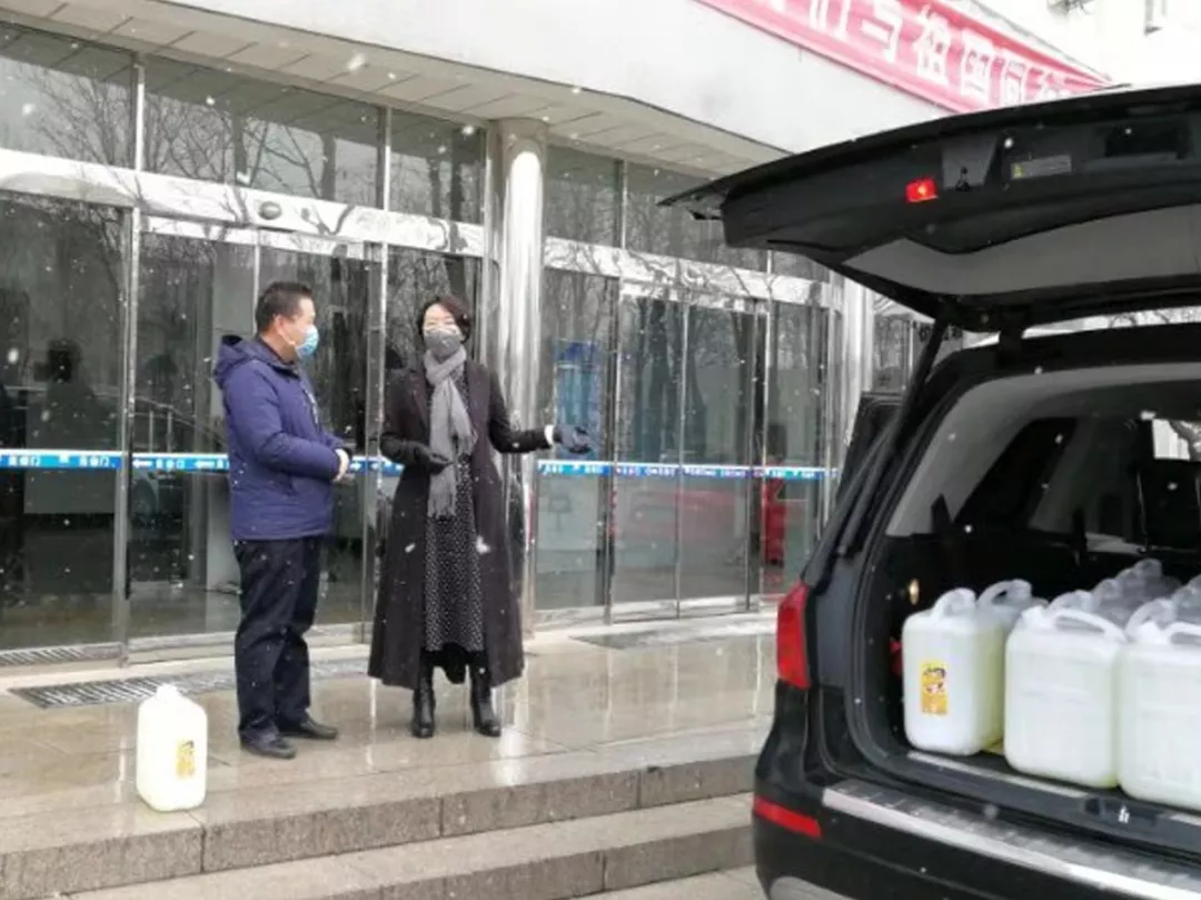 爱心传递,共抗疫情,行旅在行动