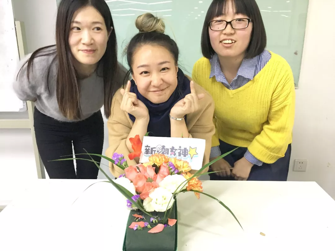 生活,不止一面 丨 行旅小仙女们的女神节