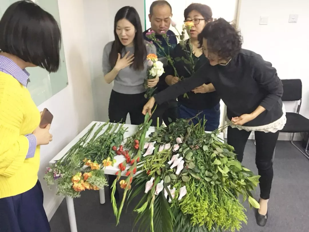 生活,不止一面 丨 行旅小仙女们的女神节