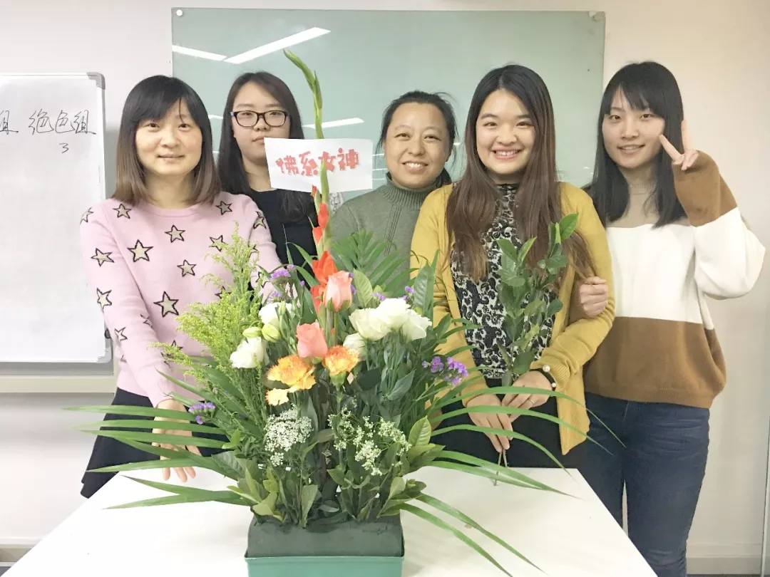 生活,不止一面 丨 行旅小仙女们的女神节
